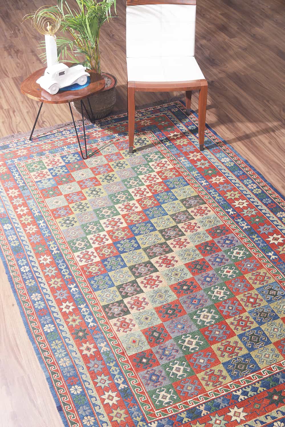 Red and blue modern carpet design by Carpet Cellar